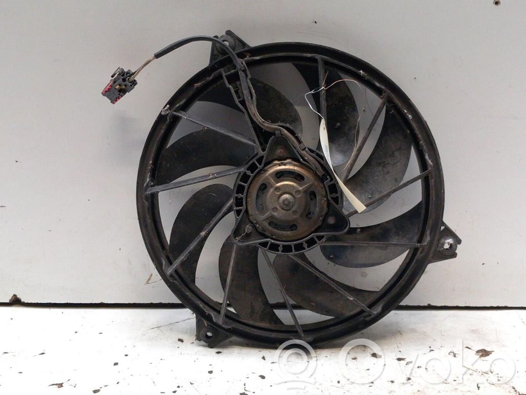 Elektryczny wentylator chłodnicy   1253C5