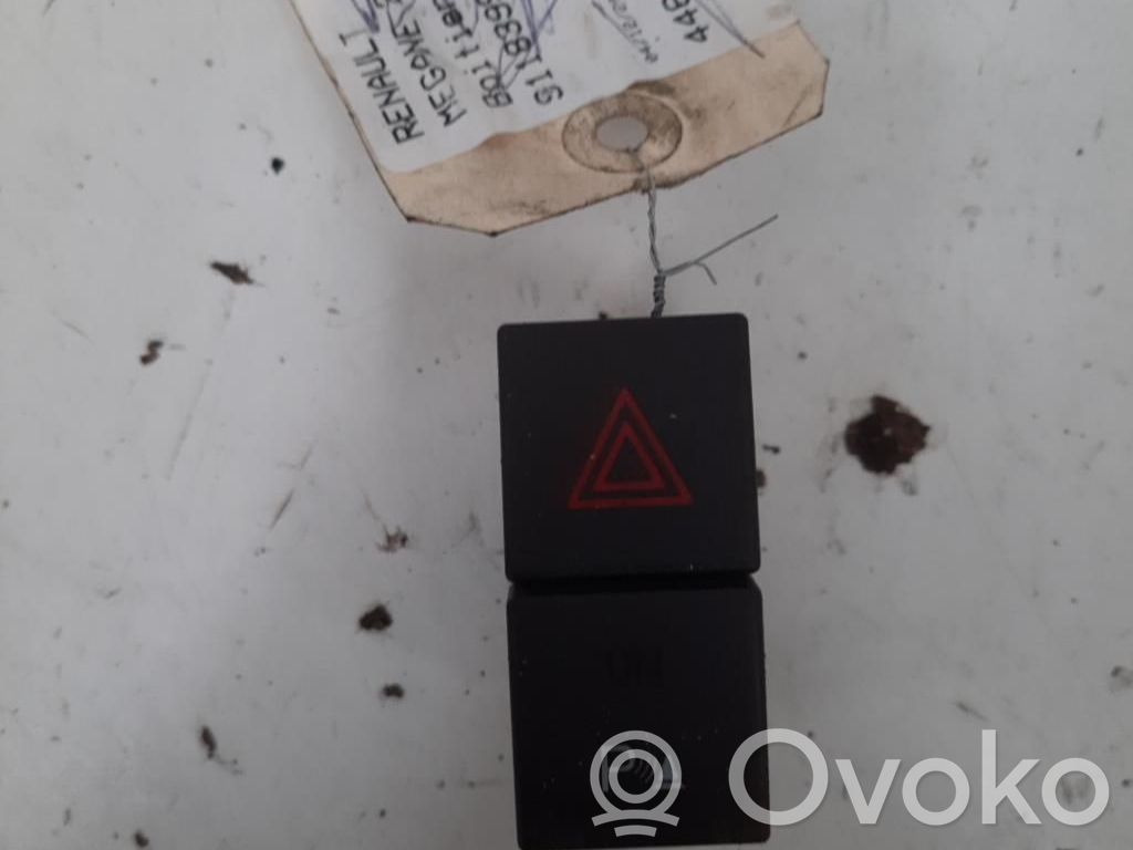 Ford C-MAX I Hazard light switch 