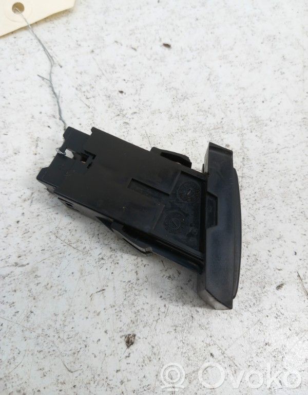 Suzuki Jimny Hazard light switch 