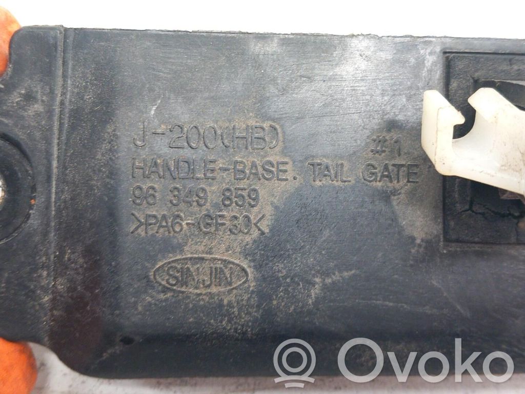 Chevrolet Lacetti Interruptor para abrir la puerta trasera 