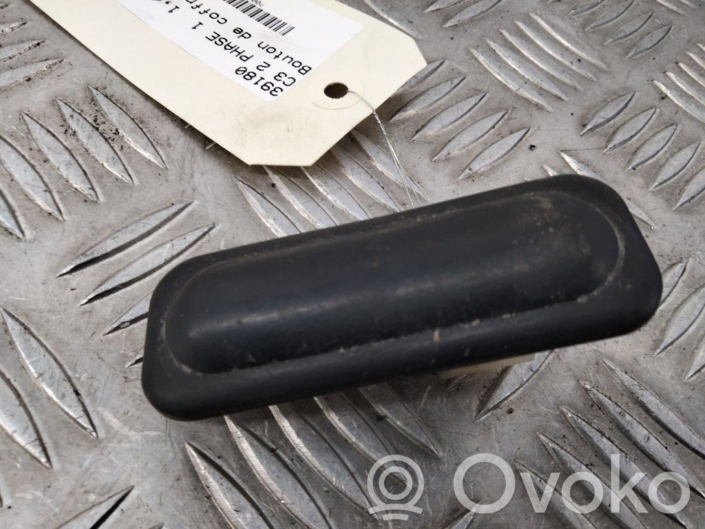 Citroen C3 Tailgate opening switch 