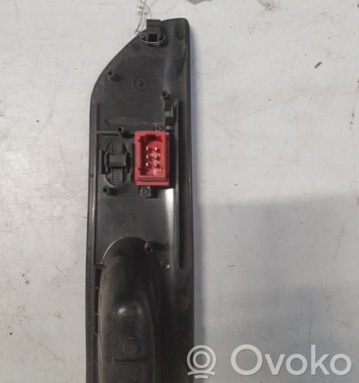 Interruptor del elevalunas eléctrico