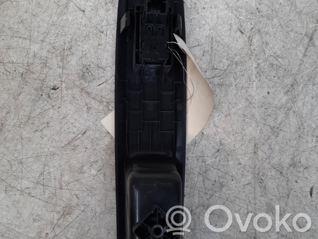 Citroen C4 II Przyciski szyb 