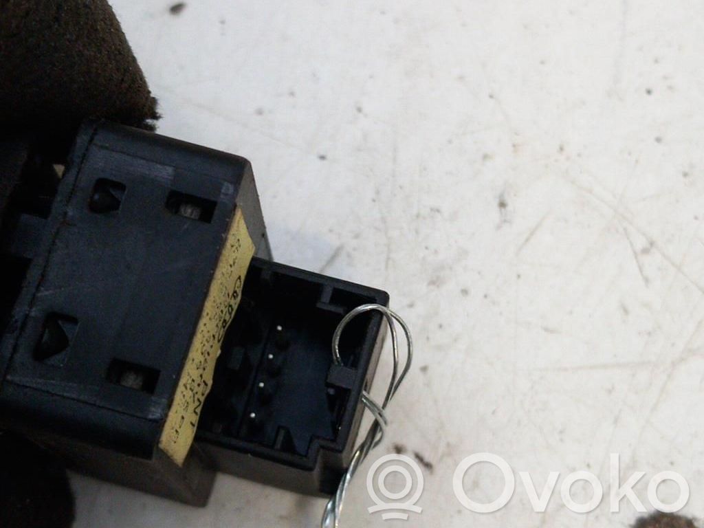 Audi A4 S4 B6 8E 8H Electric window control switch 