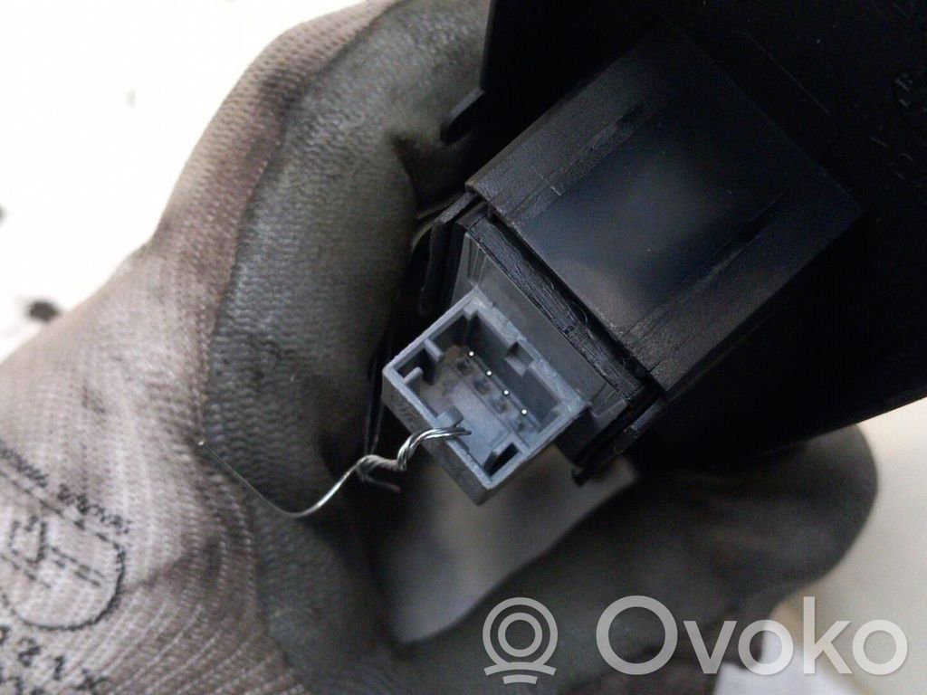 Audi A1 Electric window control switch 