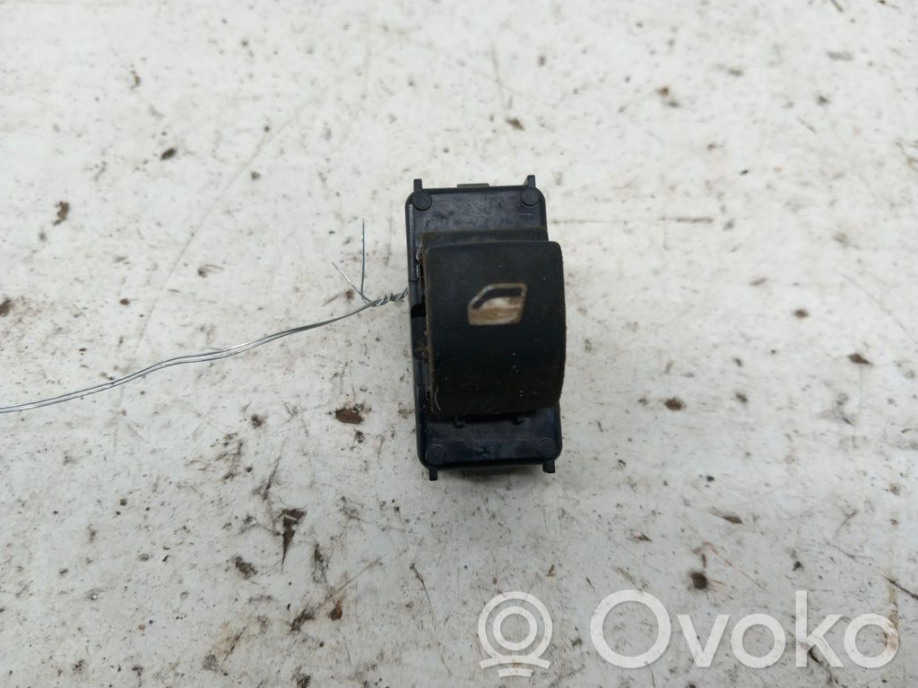 Citroen C3 Picasso Electric window control switch 