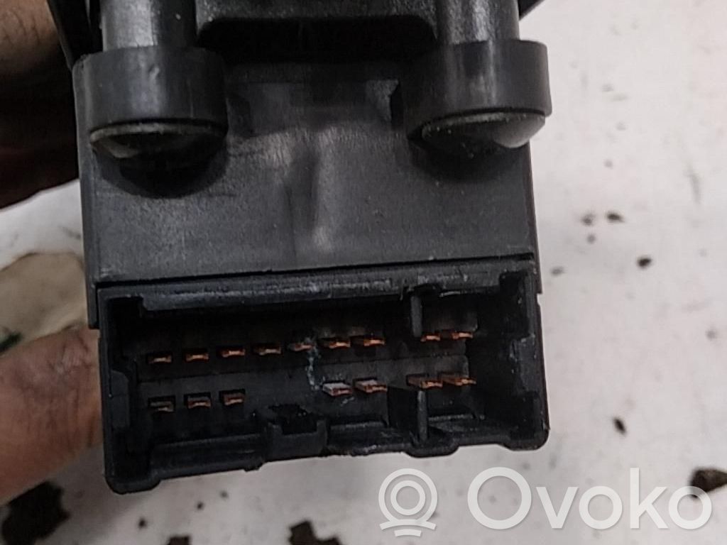 Nissan Primera Electric window control switch 
