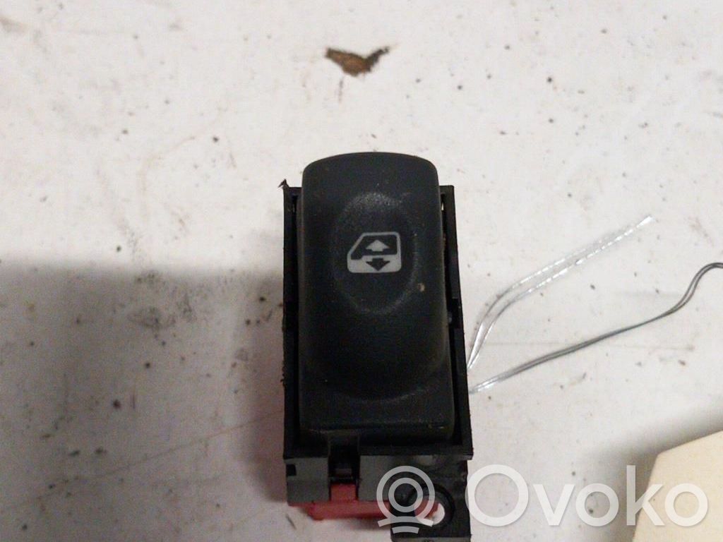 Renault Laguna I Electric window control switch 