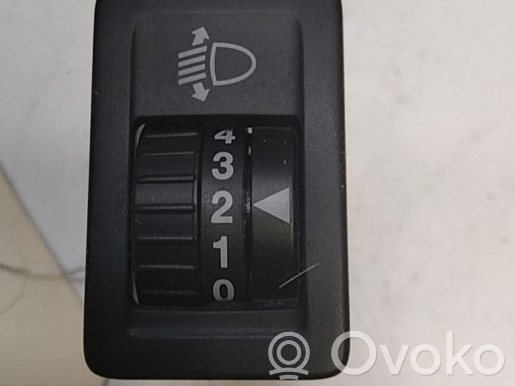 Suzuki SX4 Comutator control nivel faruri 