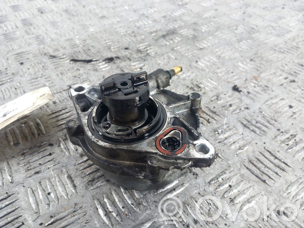 Peugeot Boxer Vacuum pump 