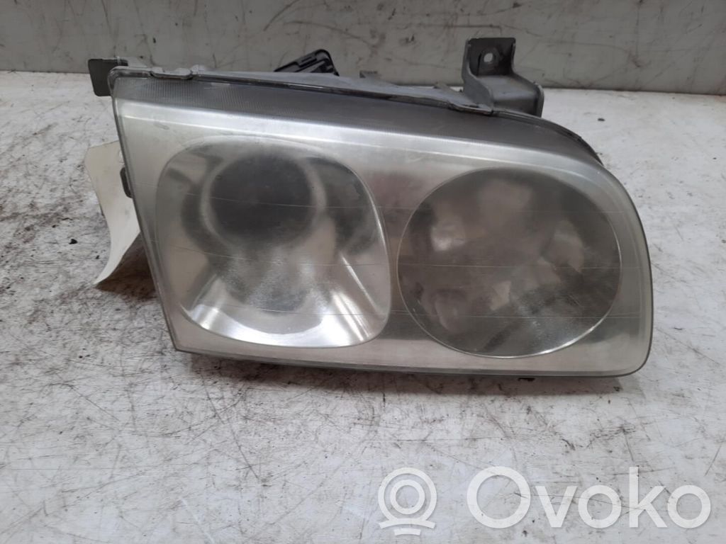 Hyundai Trajet Phare frontale 