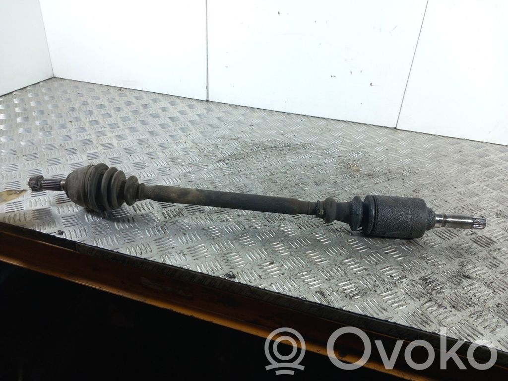 Peugeot 106 Eje de transmisión delantero 