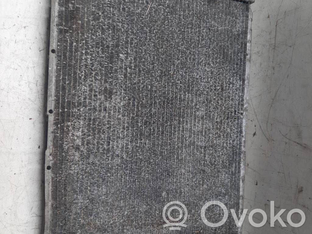 BMW 5 E39 Coolant radiator 