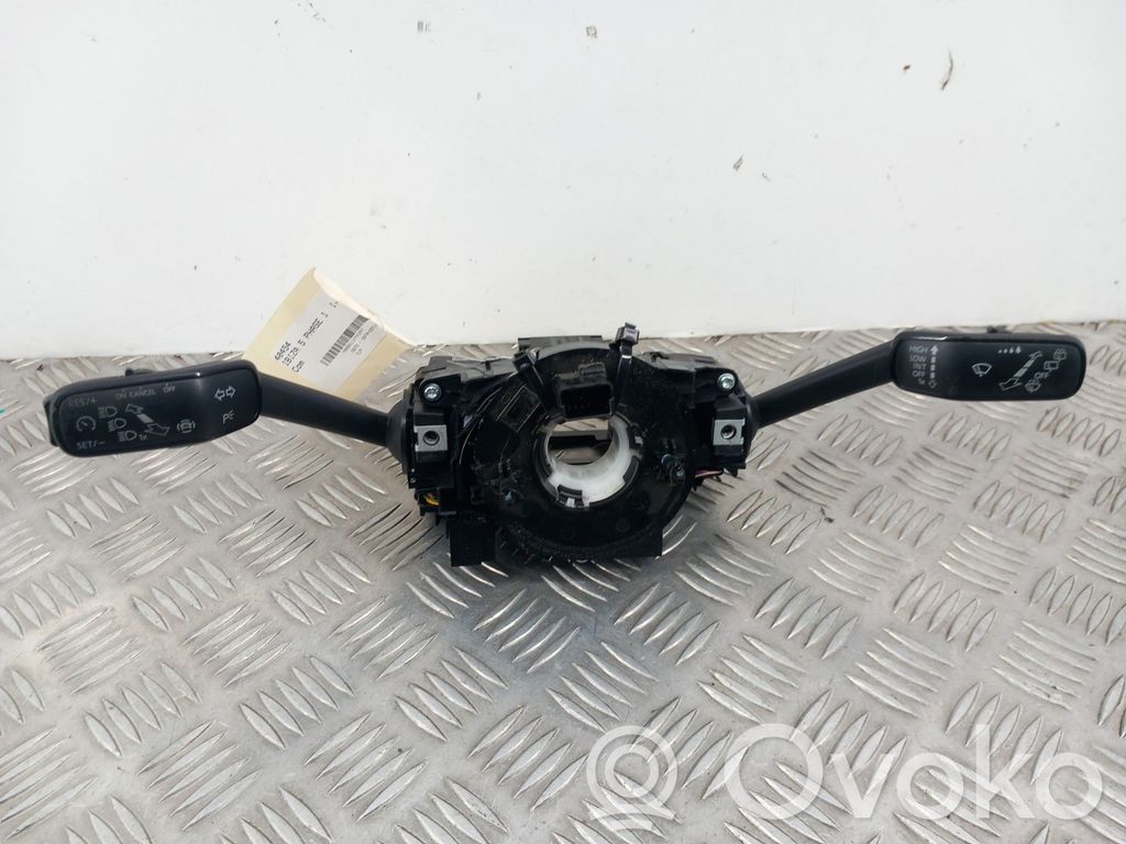 Seat Ibiza V (KJ) Commodo, commande essuie-glace/phare 