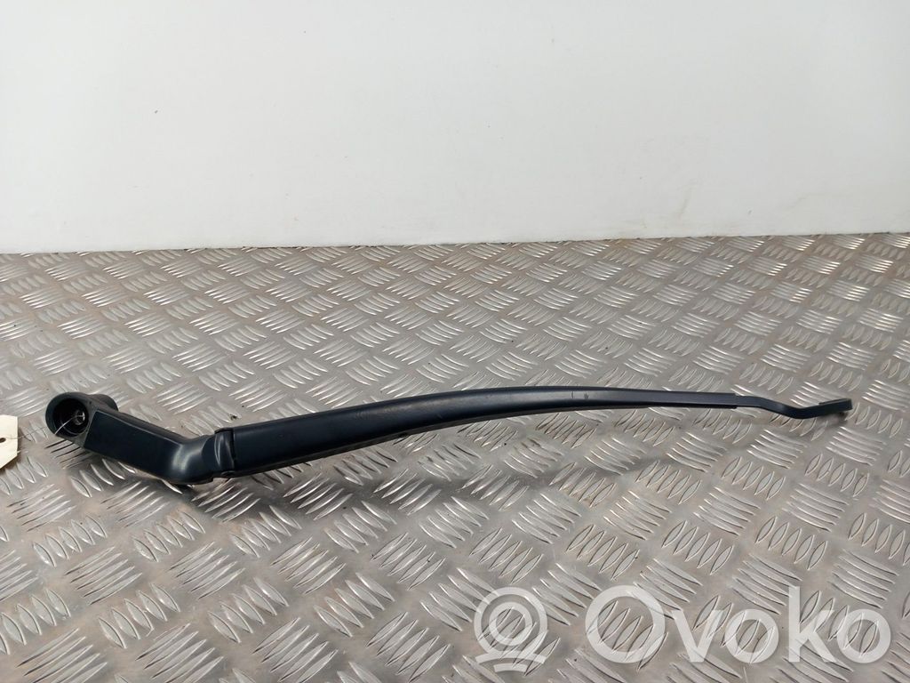 Mazda 6 Front wiper blade arm 