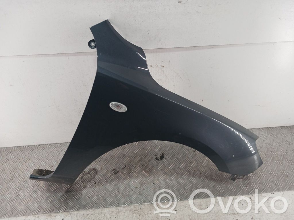 Mazda 3 I Sparnas 