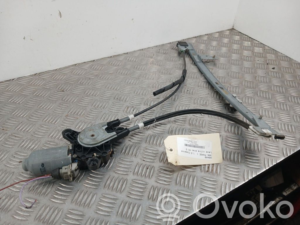 Peugeot 306 Elektryczny podnośnik szyby drzwi przednich 