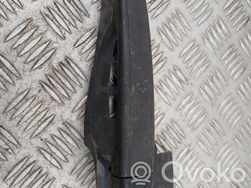 Manecilla externa puerta trasera   9101KA