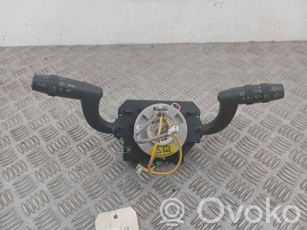 Lancia Ypsilon Commodo, commande essuie-glace/phare 