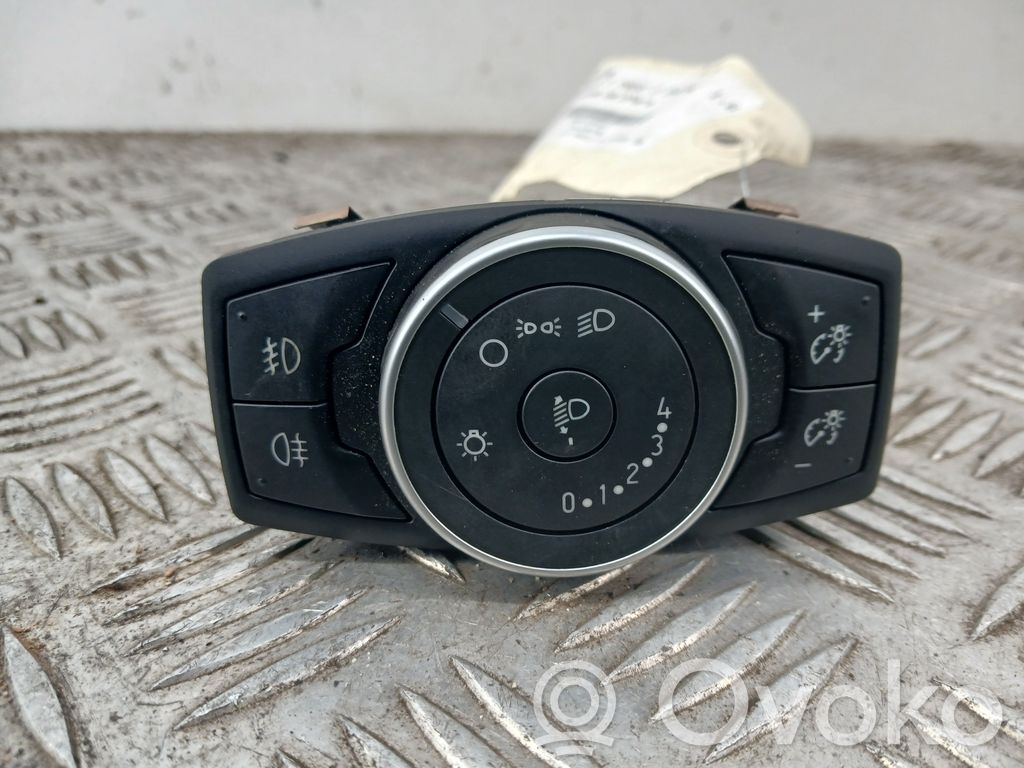 Lichtschalter   2044623