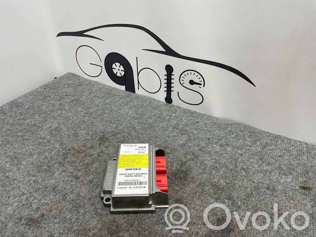 Tesla Model S Airbag control unit/module 