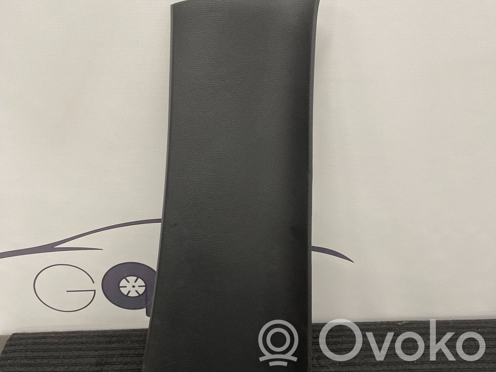 Dodge RAM (B) pillar trim (bottom) 