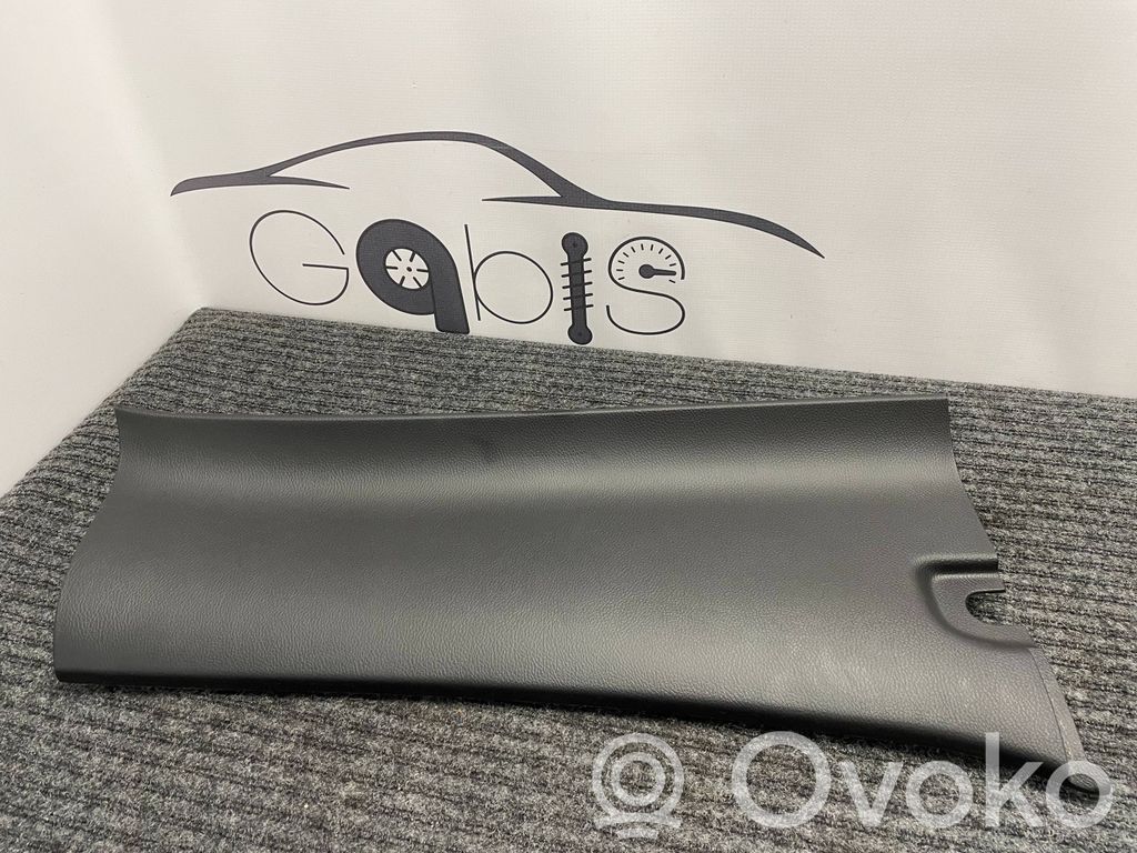 Dodge RAM (C) pillar trim 