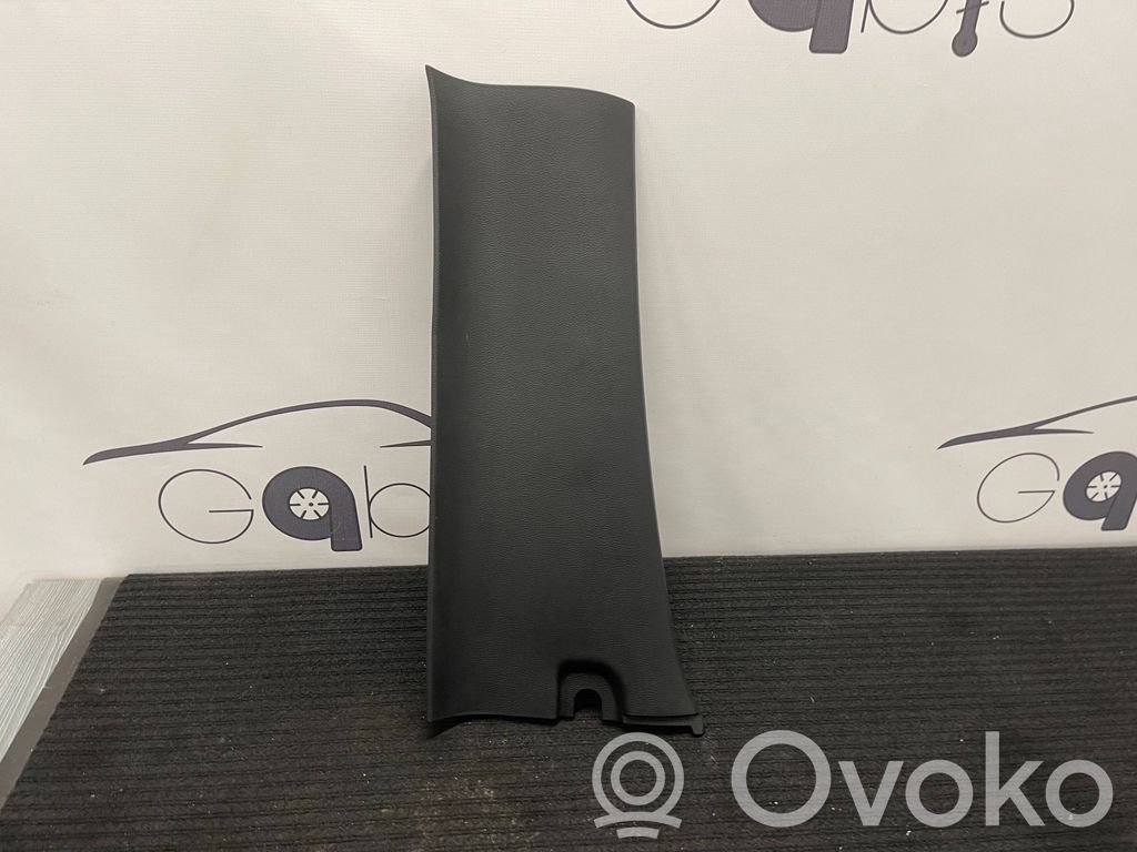 Dodge RAM (C) pillar trim 