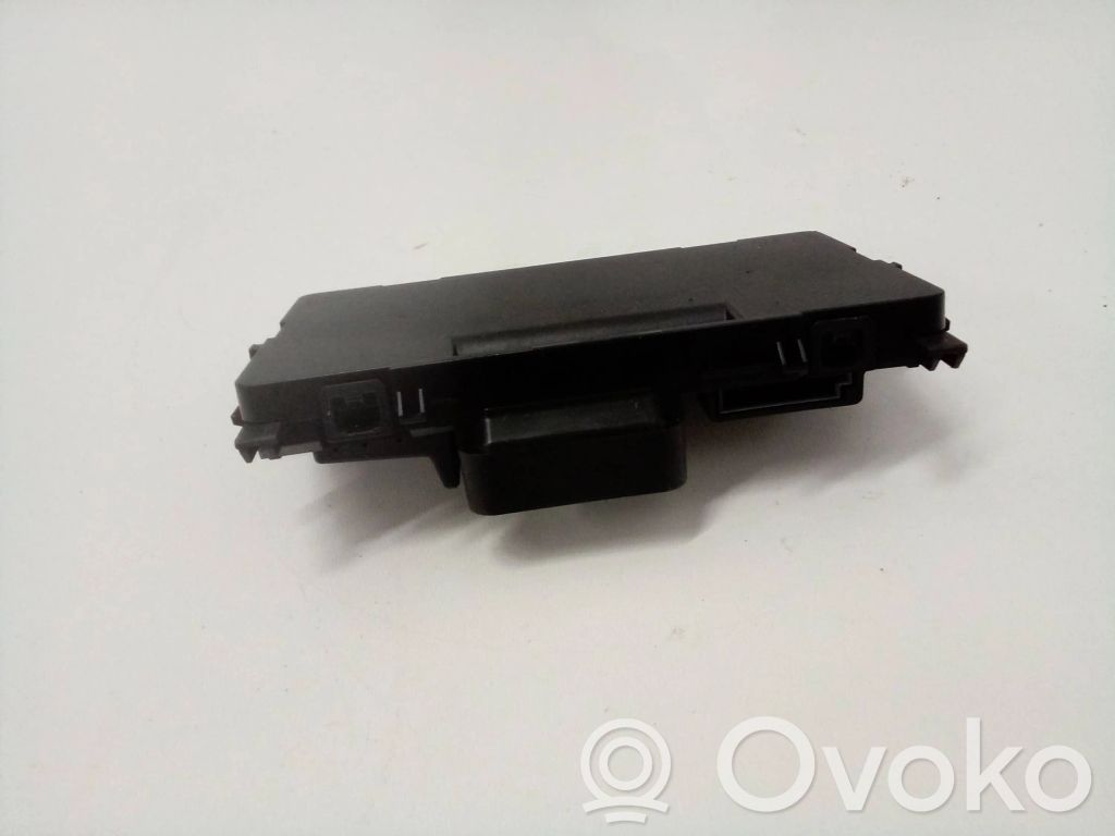 BMW iX Wireless charging module 