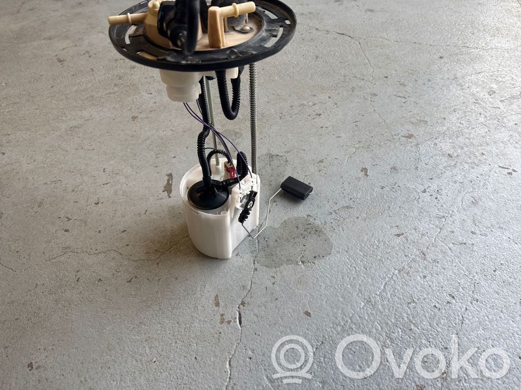 Dodge RAM Bomba interna de combustible 