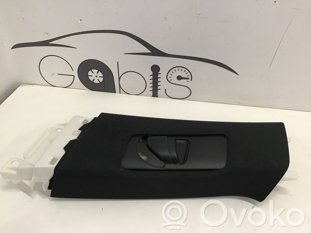 Lexus RX V Pilar (B) (superior) 