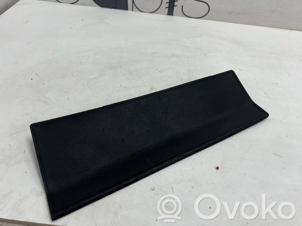 Honda CR-V Kita salono detalė 