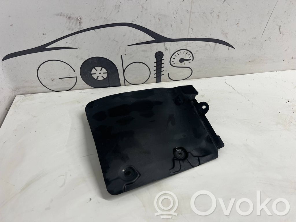Toyota RAV 4 (XA50) Front mudguard 