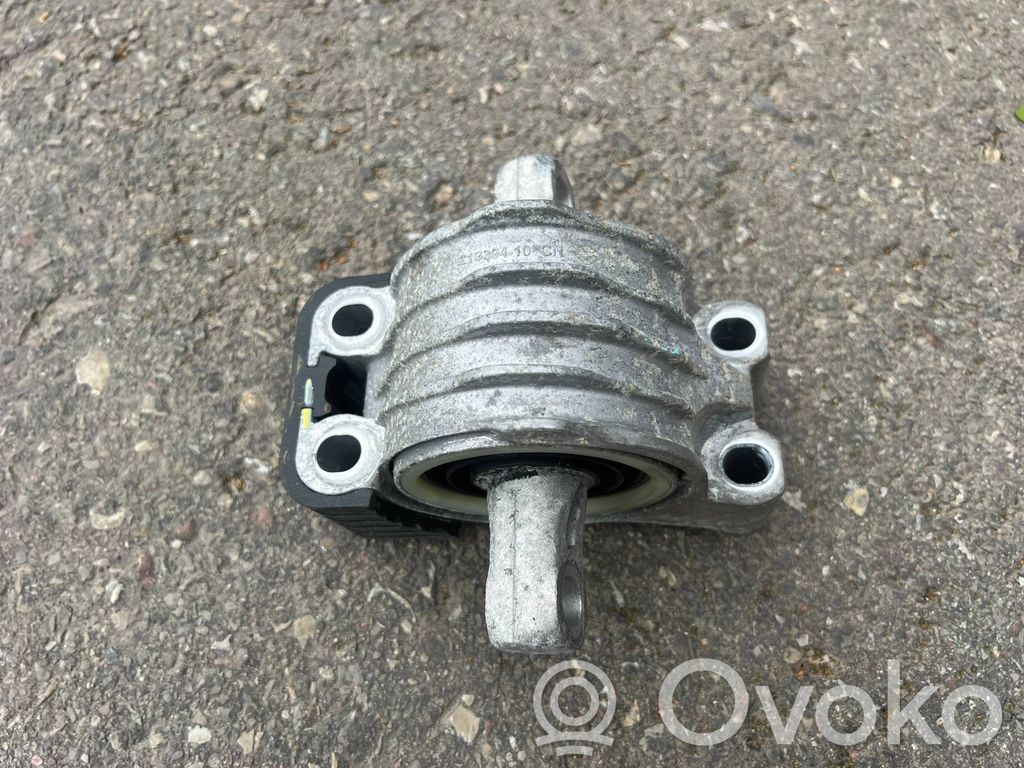 BMW i4 Engine mount bracket 