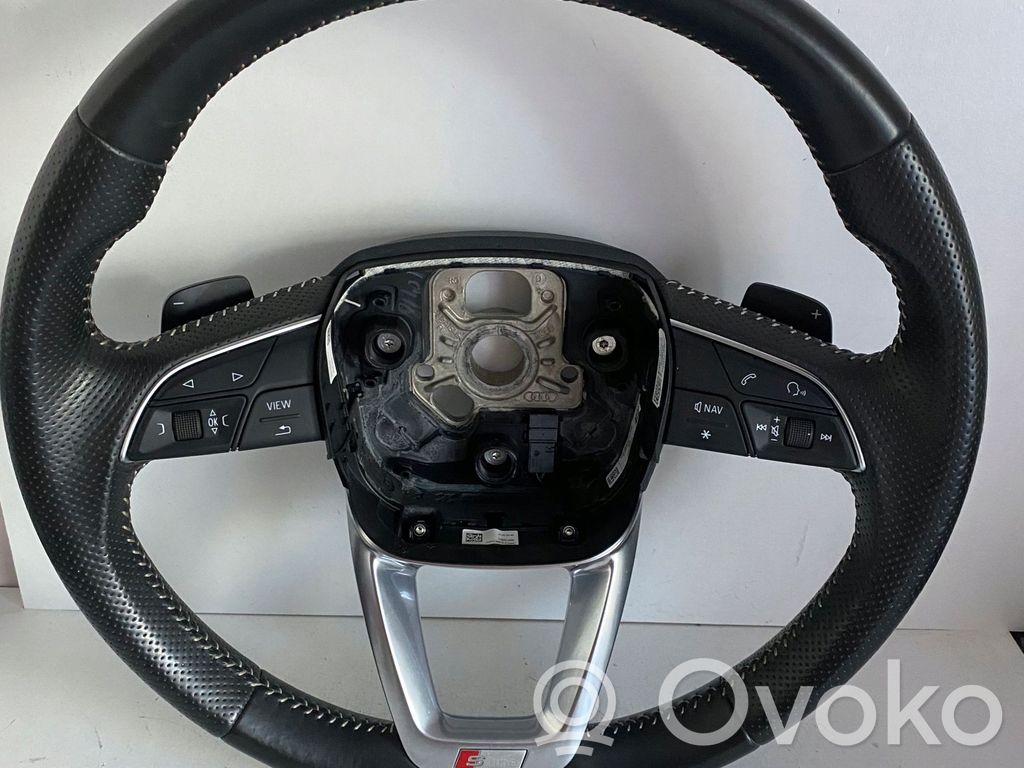 Audi Q7 4M Ohjauspyörä 