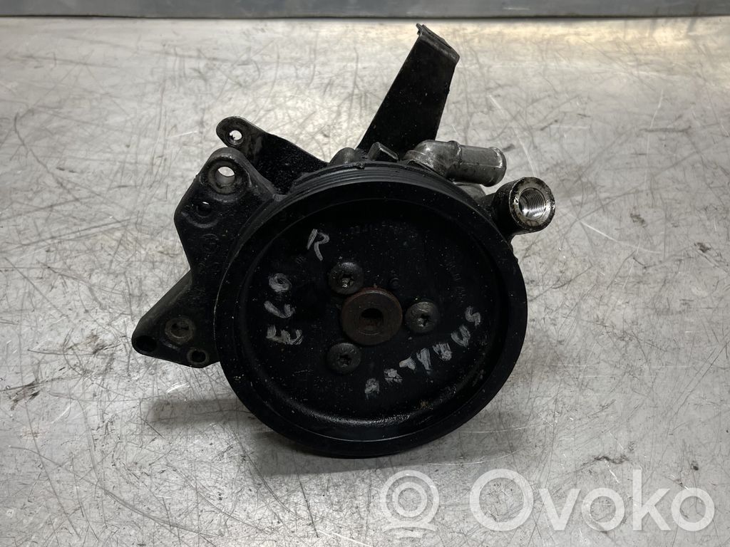 BMW 5 E60 E61 Vairo stiprintuvo siurblys 