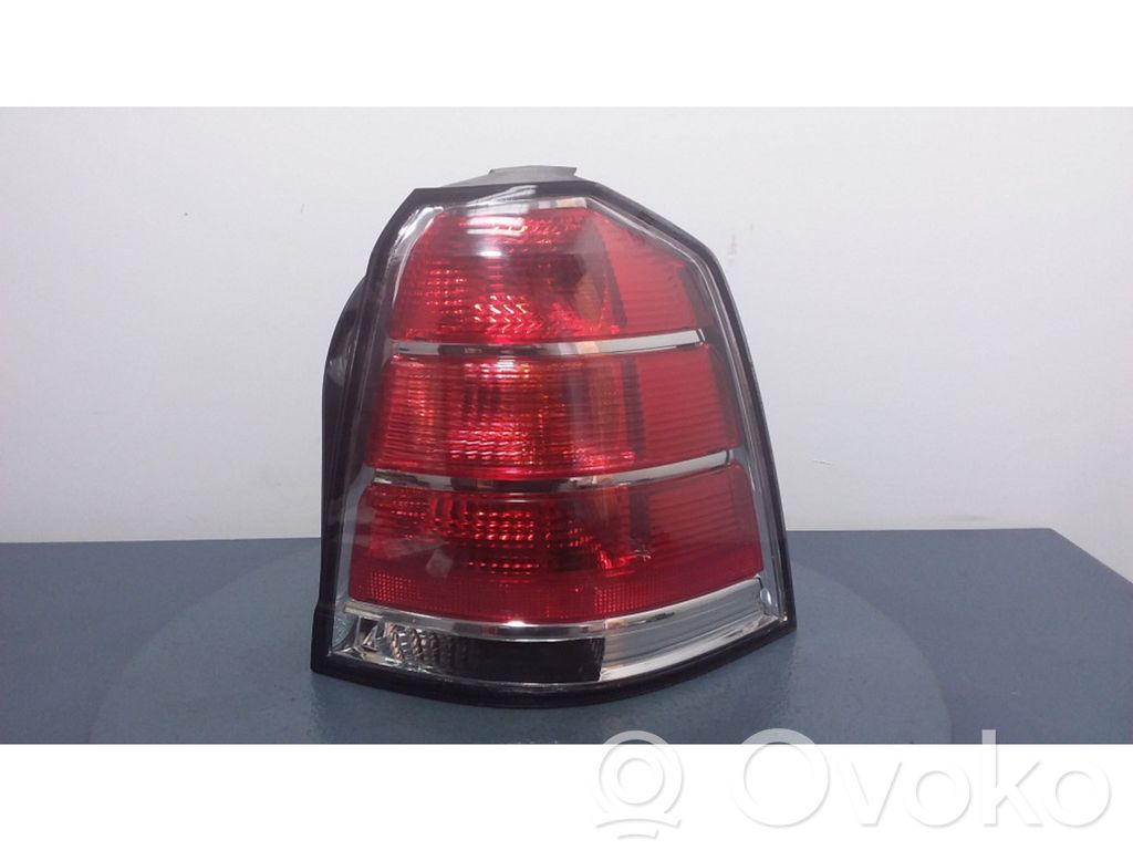 Opel Zafira B Lampa tylna 