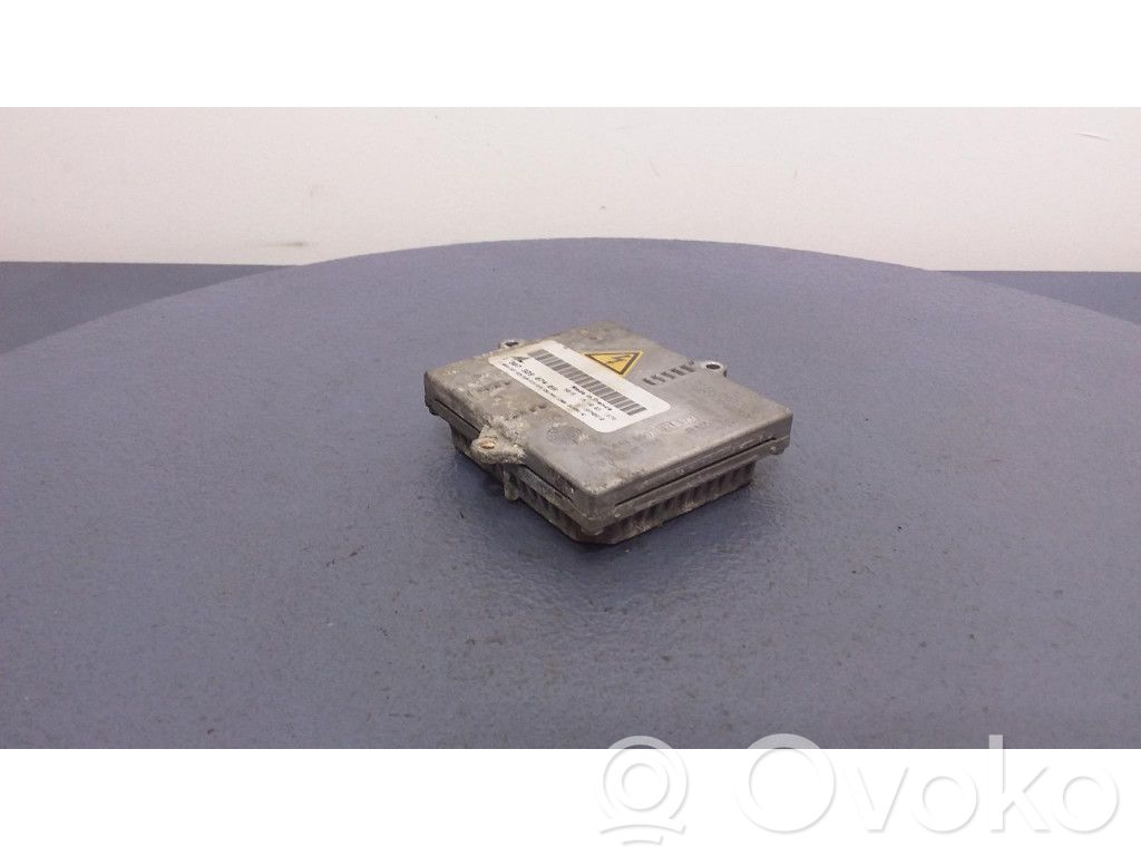 BMW X3 E83 Voltage converter/converter module 