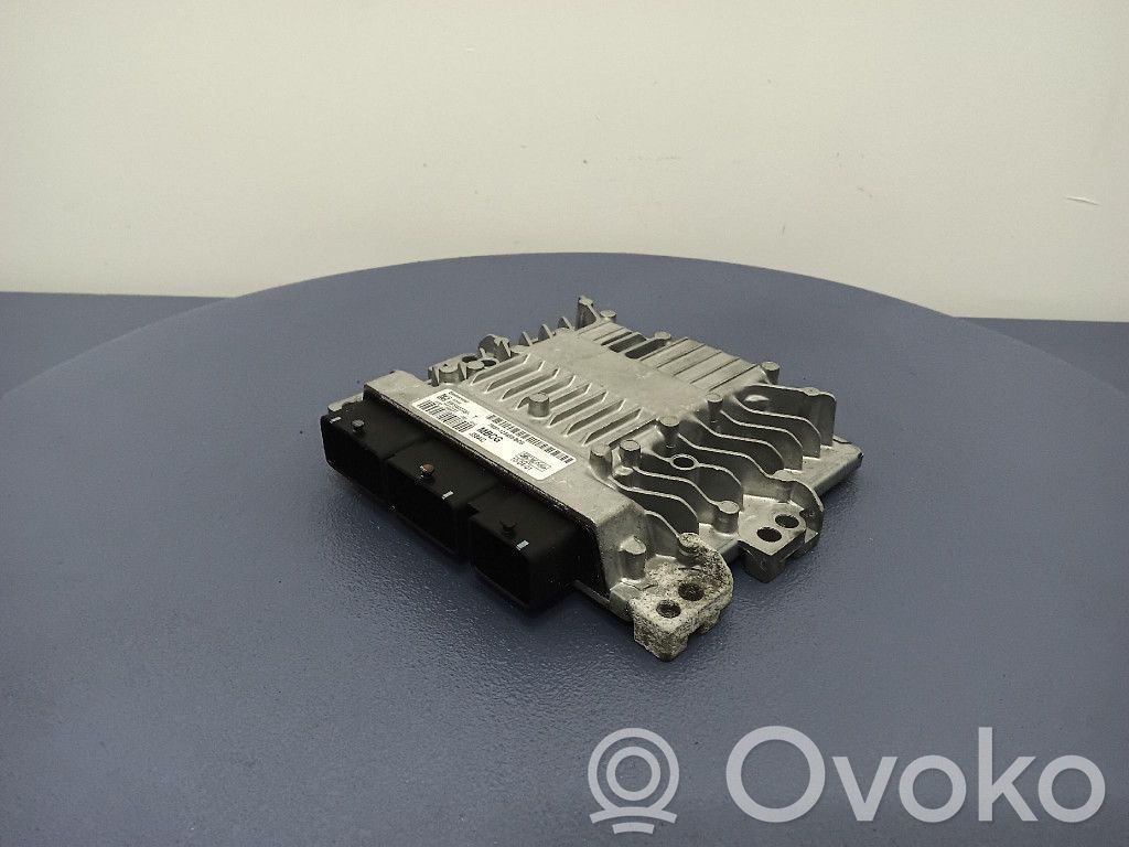 Ford Focus C-MAX Engine control unit/module ECU 