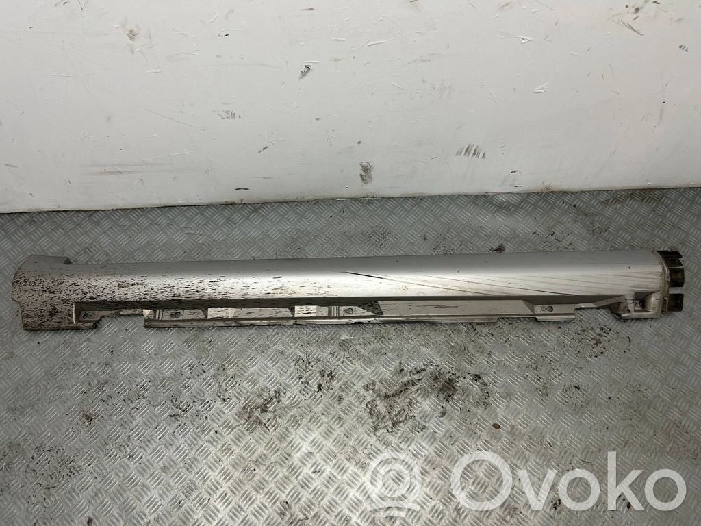 Volvo V50 Sill 