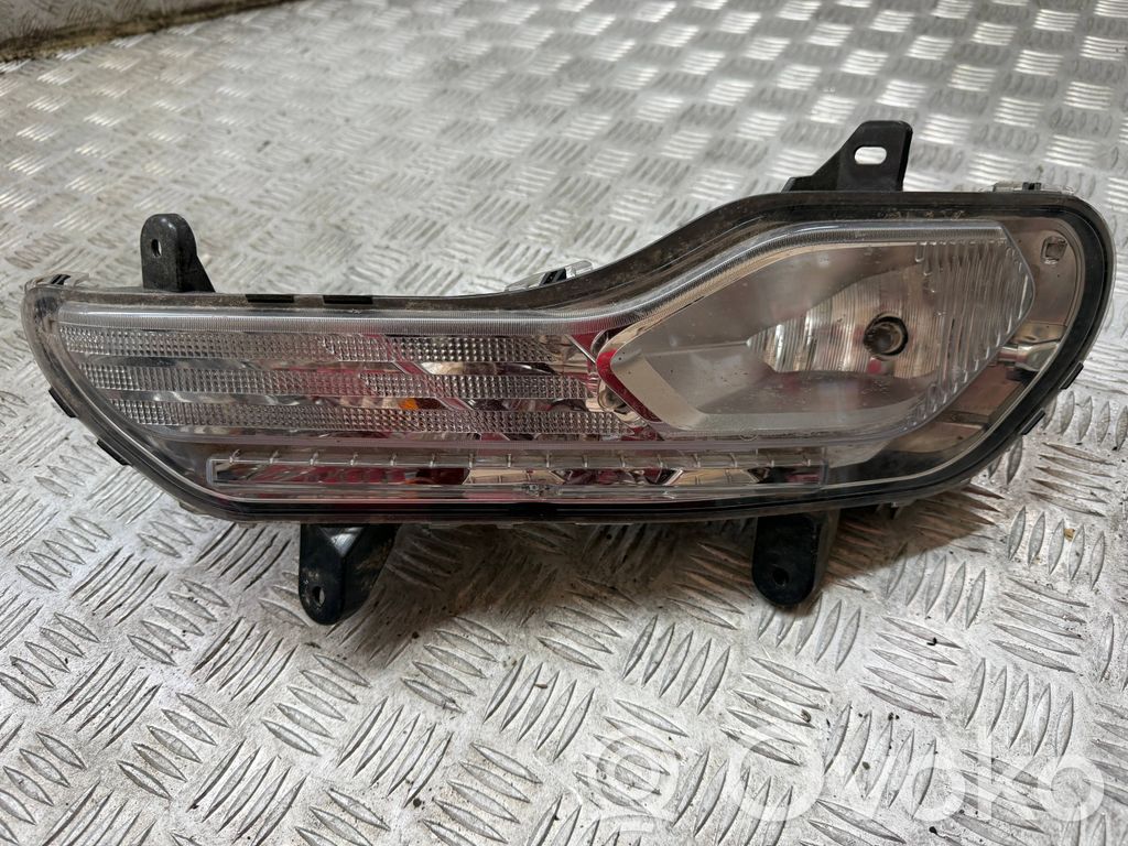 Ford Kuga II Etusumuvalo 