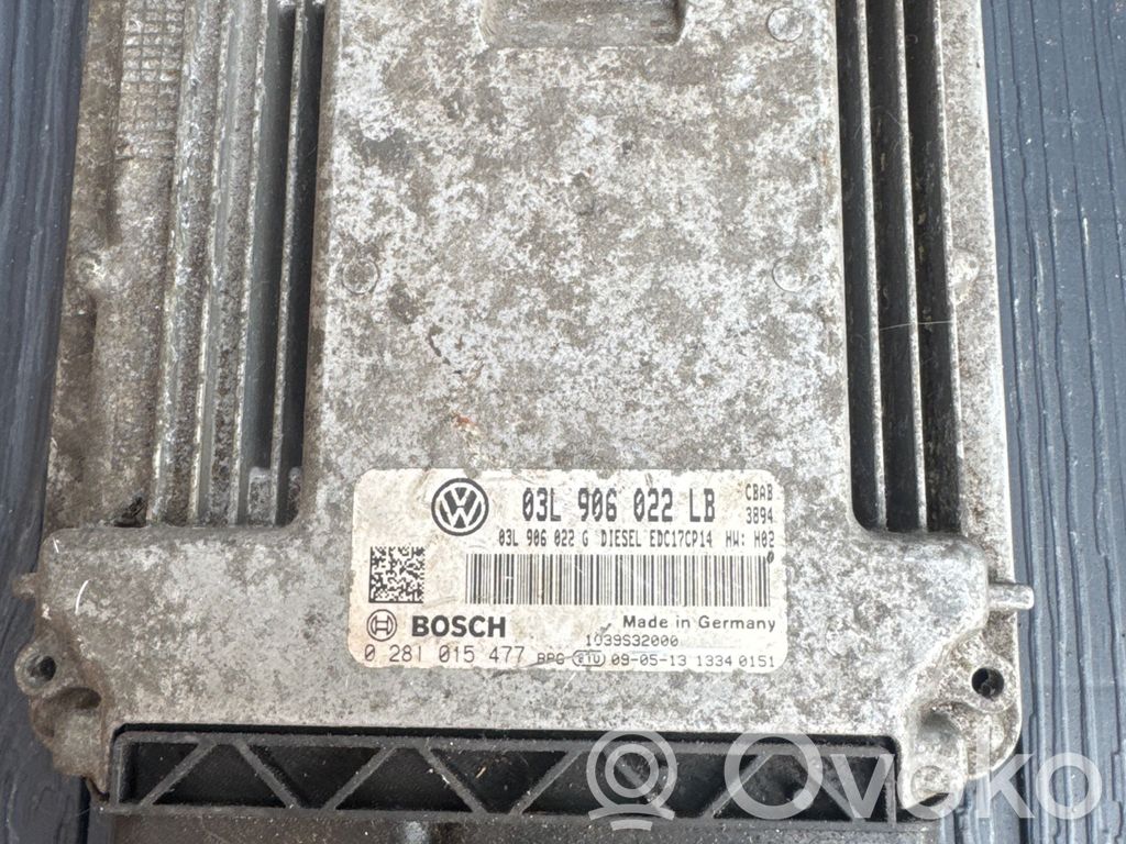 Volkswagen Golf VI Engine control unit/module 