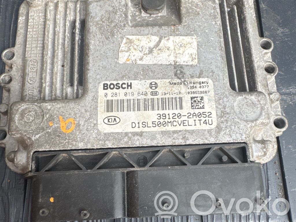 KIA Sportage Engine control unit/module 