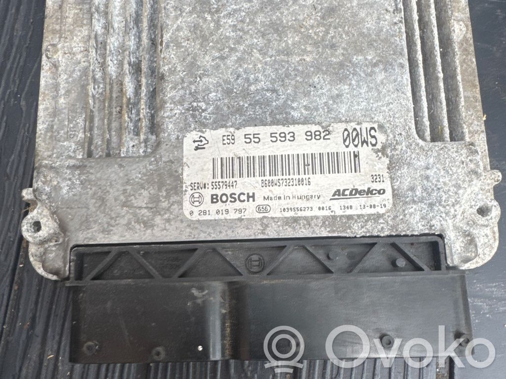 Opel Corsa D Engine control unit/module 