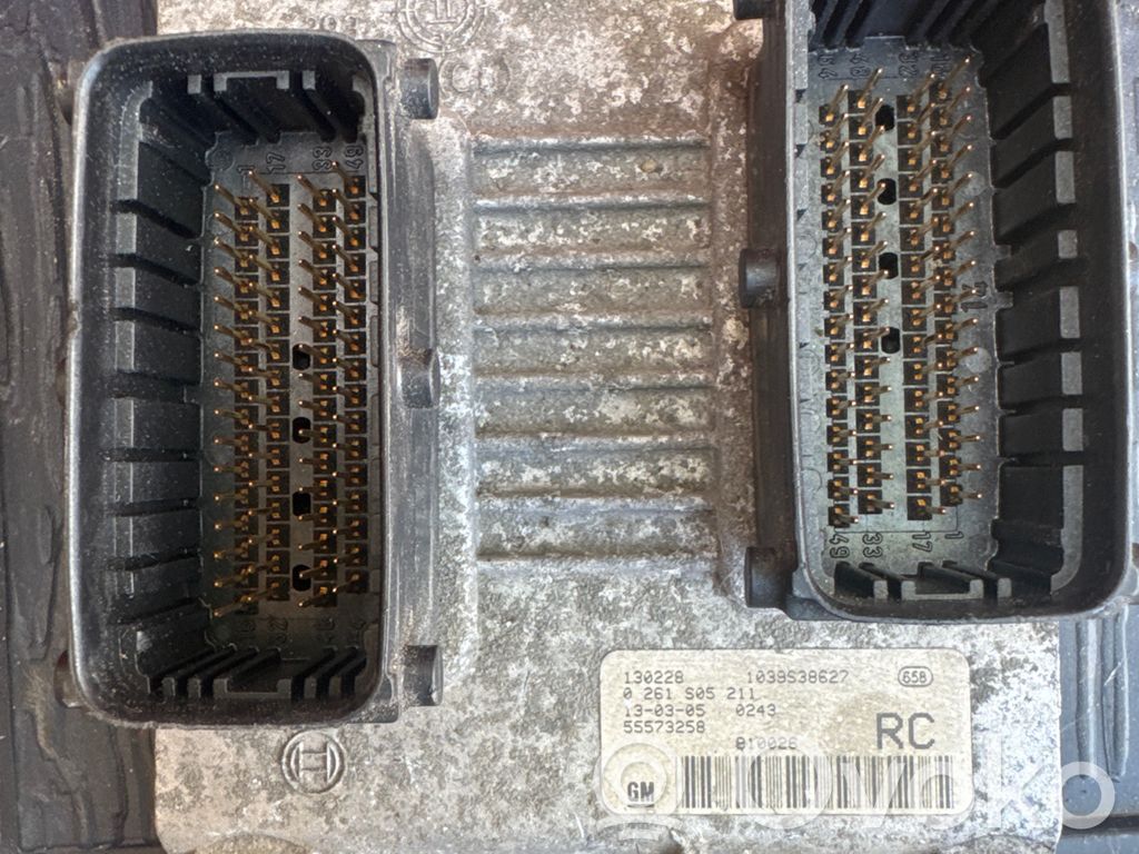 Engine control unit/module   0261S05211