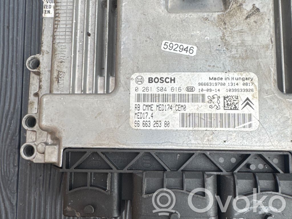 Peugeot RCZ Engine control unit/module 