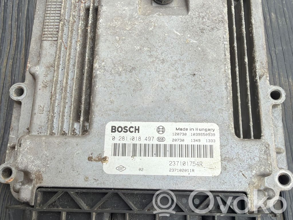 Renault Trafic II (X83) Engine control unit/module 