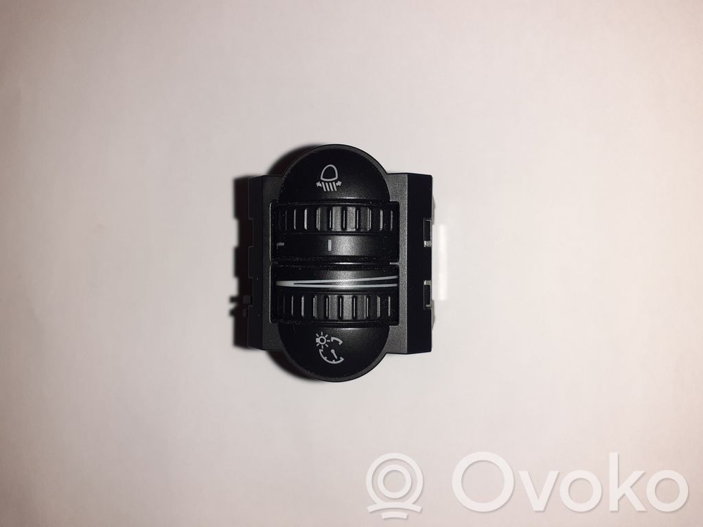 Volkswagen Scirocco Headlight level height control switch 