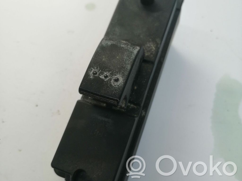 Mazda 3 I Electric window control switch 