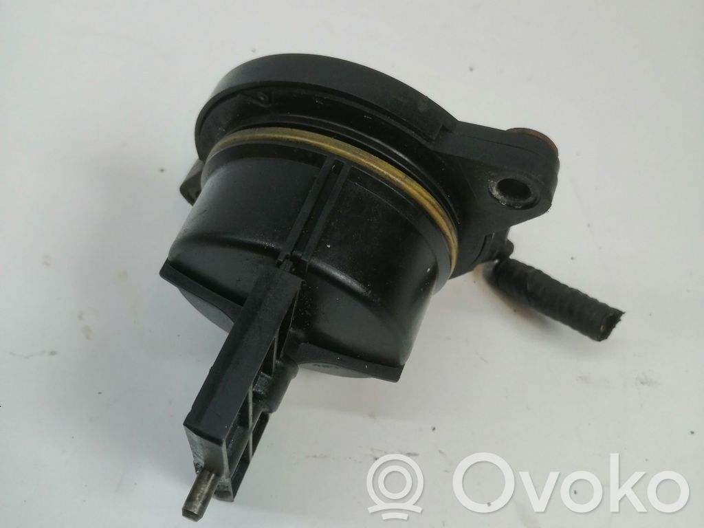 Jaguar S-Type Valve vacuum 